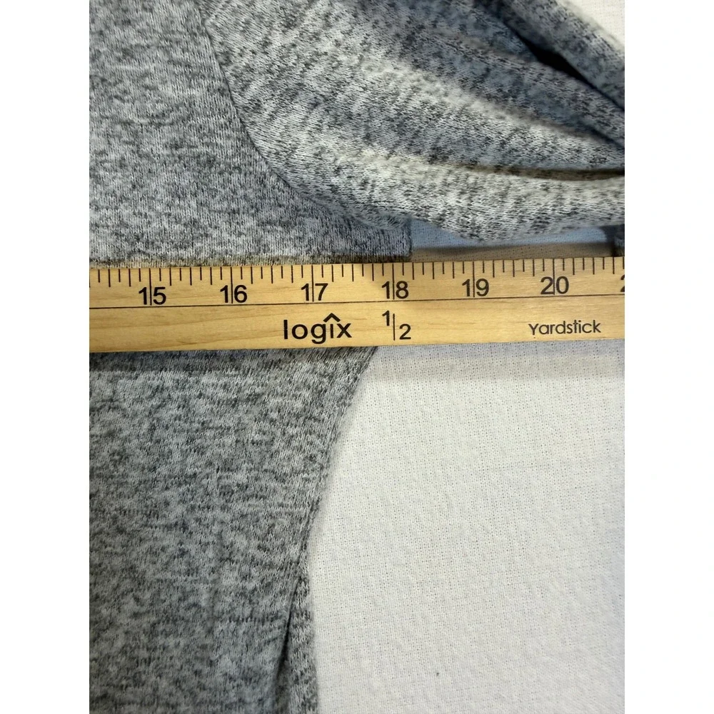Poof Girl Kids XL Gray Sequin Merry Christmas Penguin High-Low Knit Sweater